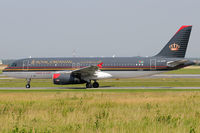 JY-AYD @ VIE - Royal Jordanian - by Chris Jilli