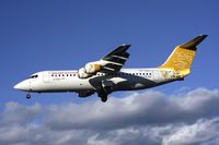 SE-DSY @ ESSB - On final for runway 30. - by Anders Nilsson