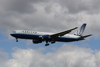 N661UA @ KORD - Boeing 767-300 - by Mark Pasqualino