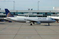 N421UA @ KDEN - KDEN/DEN - by Nick Dean