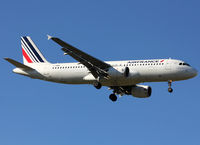 F-HBNF @ LFML - Landing rwy 31R - by Shunn311