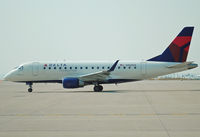 N869RW @ KORD - Now in a Delta Connection paint scheme.  In line for take off at Chicago O'Hare. - by Doug Wolfe
