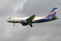 VP-BUO @ EBBR - Arrival of flight SU235 to RWY 25L - by Daniel Vanderauwera