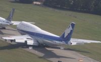 JA8963 @ KTUP - Boeing 747-400