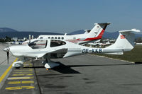 OE-KKB @ LOAN - parking on the ramp - by Lötsch Andreas