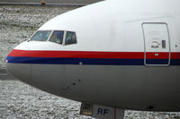 9M-MRF @ LSZH - friendly crew