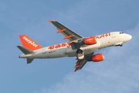 HB-JZJ @ EBBR - Flight EZS1534 is climbing from RWY 07R