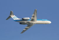 PH-KZV @ EBBR - Flight KL1722 is climbing from RWY 07R