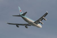 HL7601 @ EBBR - Flight KE595 is climbing from RWY 07R