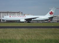 C-FOCA @ LFPG - Veteran Charlie-Alpha was already a regular visitor when in Canadian's colors - by Alain Durand