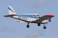 SE-EZU @ ESSB - Tekniska Högskolans Flygklubb