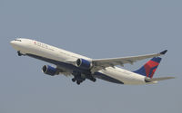 N801NW @ KLAX - Delta - by Todd Royer