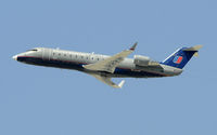 N959SW @ KLAX - United - by Todd Royer