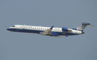 N709SK @ KLAX - United - by Todd Royer