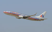N975AN @ KLAX - American - by Todd Royer