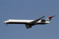 N928LR @ CLT - Short finals - by Duncan Kirk