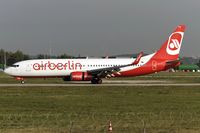 D-AHFO @ EDDS - decelerating after touchdown - by Friedrich Becker