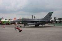 89-2109 @ DAY - F-16C