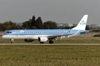 PH-EZR @ EDDS - decelerating after touchdown - by Friedrich Becker