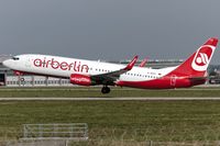 D-AHFO @ EDDS - departure via RW25 - by Friedrich Becker