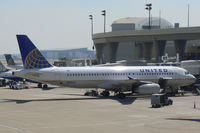 N469UA @ DFW - United Airlines (Continental) at DFW Airport