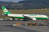 B-16310 @ VIE - Eva Air