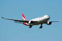 VH-EBH @ NZAA - At Auckland - by Micha Lueck