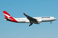 VH-EBH @ NZAA - At Auckland - by Micha Lueck