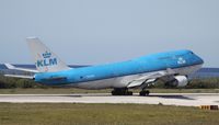 PH-BFB @ TNCC - KLM PH-BFB departing TNCC - by Daniel Jef