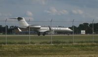 N1892 @ DAY - Taxing - by ab