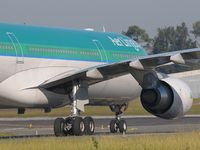 EI-ELA @ LFBD - AER LINGUS landing 23 - by Jean Goubet-FRENCHSKY
