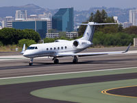 N950LG @ KSMO - N950LG departing from RWY 21 - by Torsten Hoff