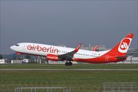 D-AHFO @ EDDS - Boeing 737-8K5 - by Jerzy Maciaszek