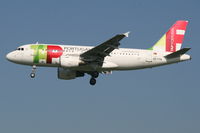 CS-TTH @ EBBR - Arrival of flight TP604 to RWY 25L