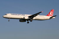 TC-JRM @ EBBR - Arrival of flight TC1937 to RWY 25L