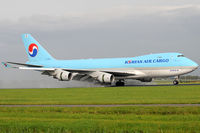 HL7603 @ AMS - Korean Air Cargo - by Chris Jilli