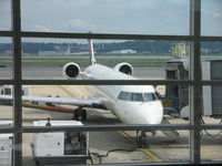 N600QX @ KDCA - DCA, VA - by Ronald Barker