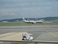 N833NN @ KDCA - Arriving at National - by Ronald Barker