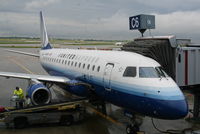 N648RW @ KORD - At the gate - by Daniel Vanderauwera
