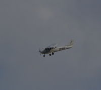 VH-VTH @ YBDG - VH-VTH @ YBDG Cessna 172S - by Anton von Sierakowski