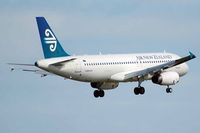 ZK-OJQ @ NZAA - At Auckland - by Micha Lueck