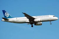 ZK-OJC @ NZAA - At Auckland - by Micha Lueck
