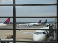 N669CA @ KDCA - DCA, VA - by Ronald Barker