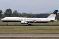EC-ISY @ VIE - Privlege Style (Comtel Air)