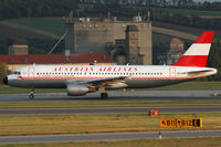 OE-LBP @ VIE - Austrian Airlines