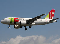 CS-TTJ @ LEBL - Landing rwy 25R - by Shunn311