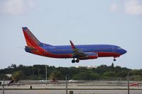 N354SW @ FLL - Southwest 737