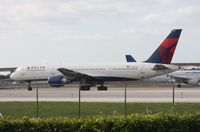 N527US @ FLL - Delta 757 - by Florida Metal