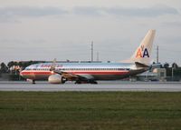 N850NN @ MIA - American 737 - by Florida Metal