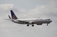 N87531 @ FLL - United 737-800 - by Florida Metal